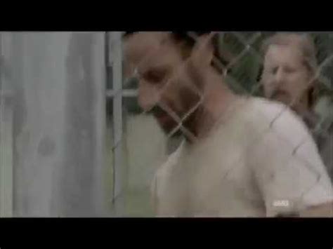 when does t dog die in the walking dead|t dog died in a prison reddit.